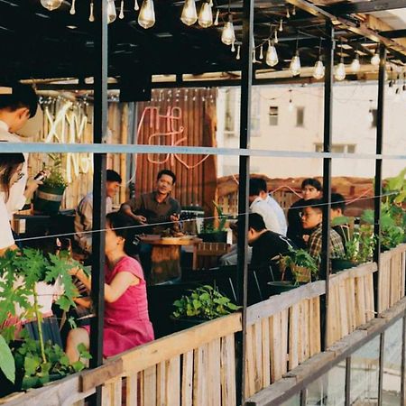 The Gk House Hostel, Ecolliving, Central City, Natural Wooden, Chill View Rooftop, Restaurant And Cocktail Bar مدينة هوشي منه المظهر الخارجي الصورة