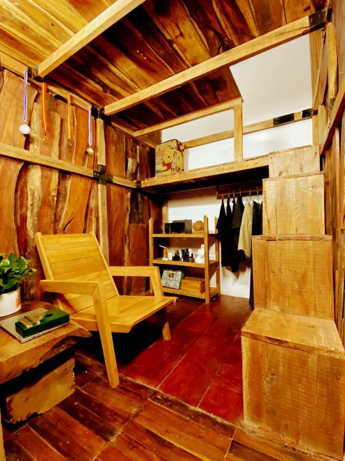 The Gk House Hostel, Ecolliving, Central City, Natural Wooden, Chill View Rooftop, Restaurant And Cocktail Bar مدينة هوشي منه المظهر الخارجي الصورة