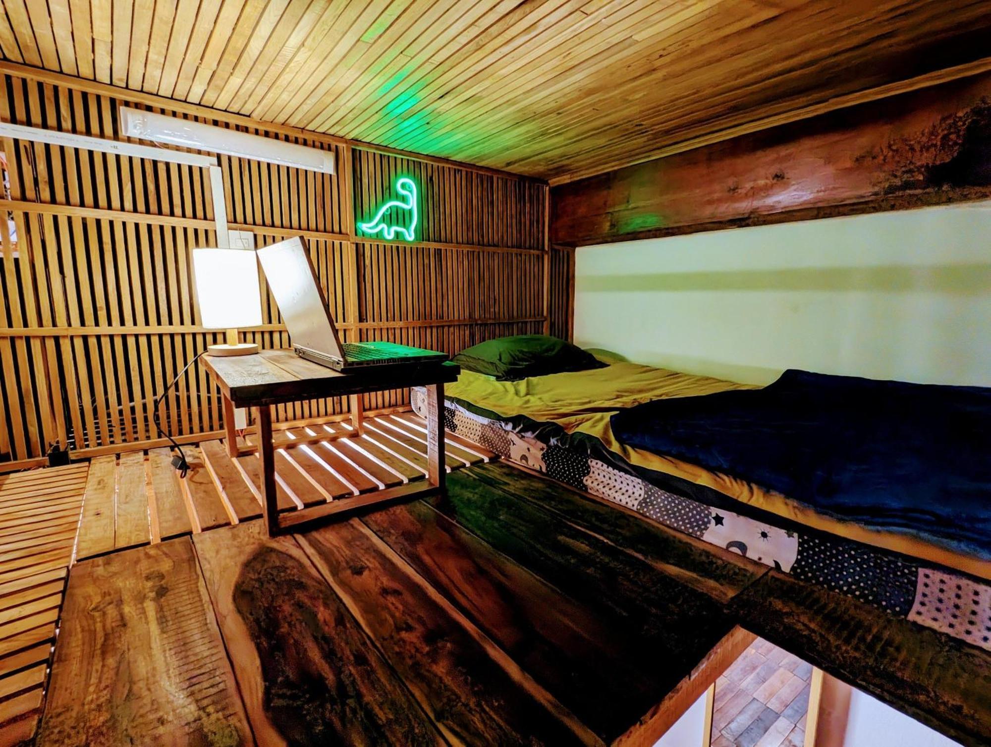 The Gk House Hostel, Ecolliving, Central City, Natural Wooden, Chill View Rooftop, Restaurant And Cocktail Bar مدينة هوشي منه المظهر الخارجي الصورة