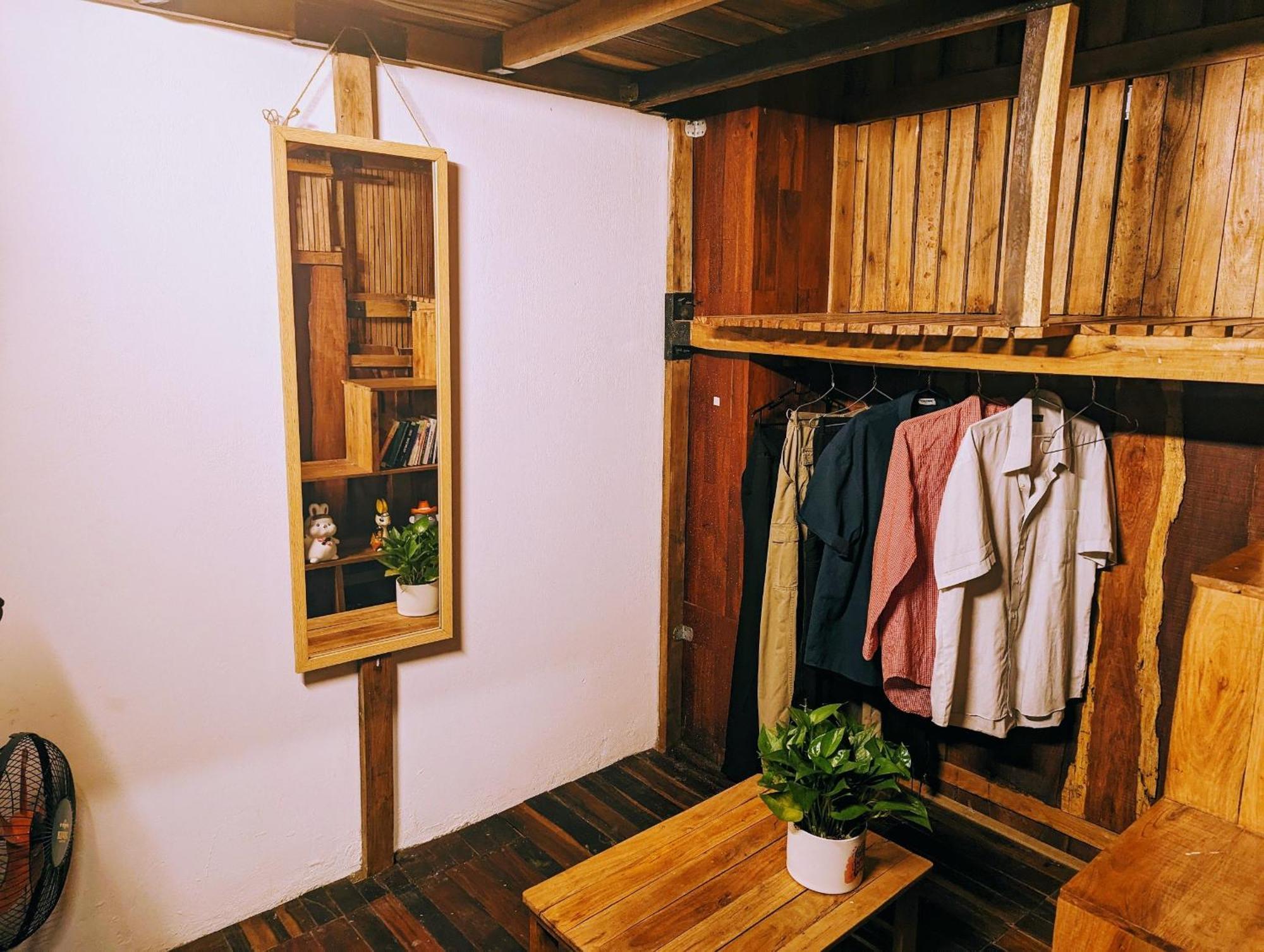 The Gk House Hostel, Ecolliving, Central City, Natural Wooden, Chill View Rooftop, Restaurant And Cocktail Bar مدينة هوشي منه المظهر الخارجي الصورة