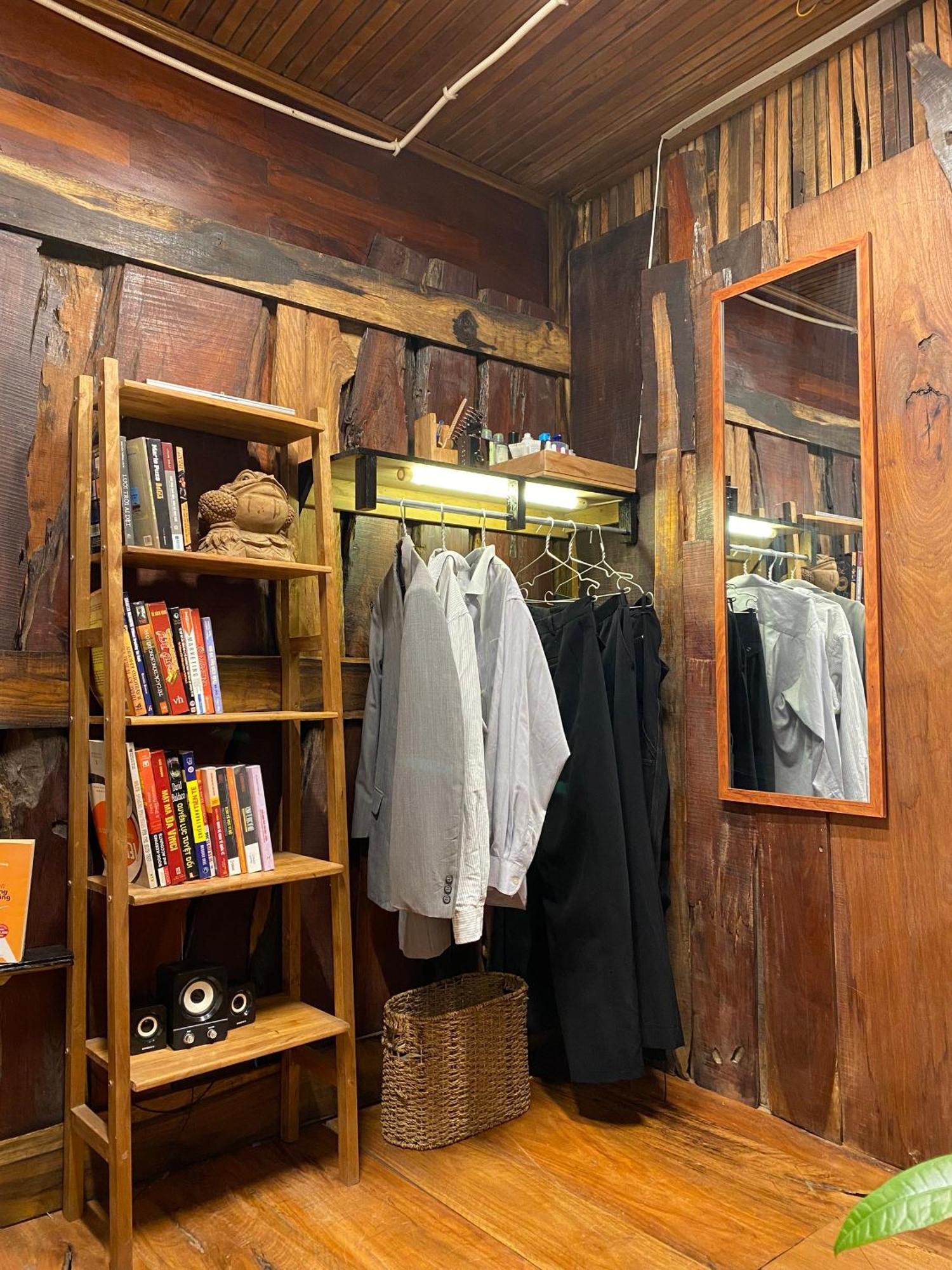 The Gk House Hostel, Ecolliving, Central City, Natural Wooden, Chill View Rooftop, Restaurant And Cocktail Bar مدينة هوشي منه المظهر الخارجي الصورة